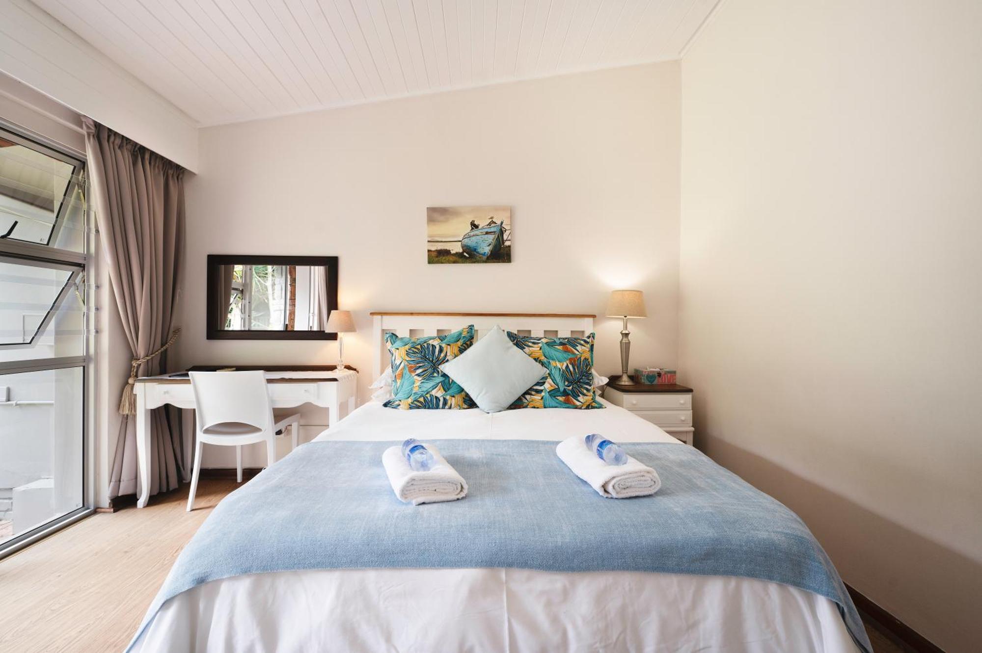 Admirals Lodge Guest House And Brightways Self Catering Apartments Port Elizabeth Eksteriør bilde