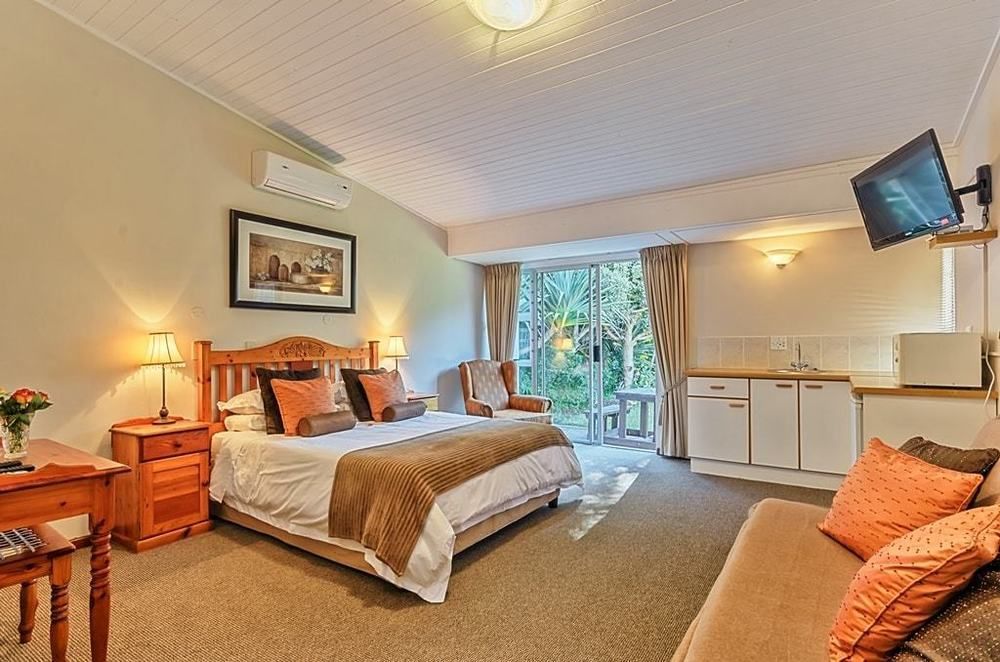 Admirals Lodge Guest House And Brightways Self Catering Apartments Port Elizabeth Eksteriør bilde
