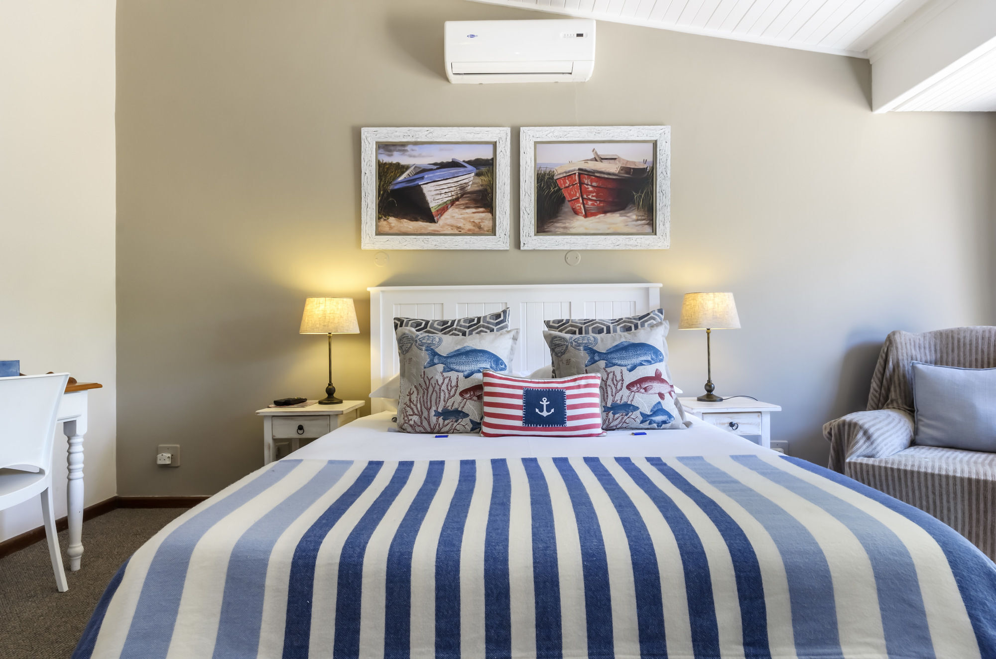 Admirals Lodge Guest House And Brightways Self Catering Apartments Port Elizabeth Eksteriør bilde
